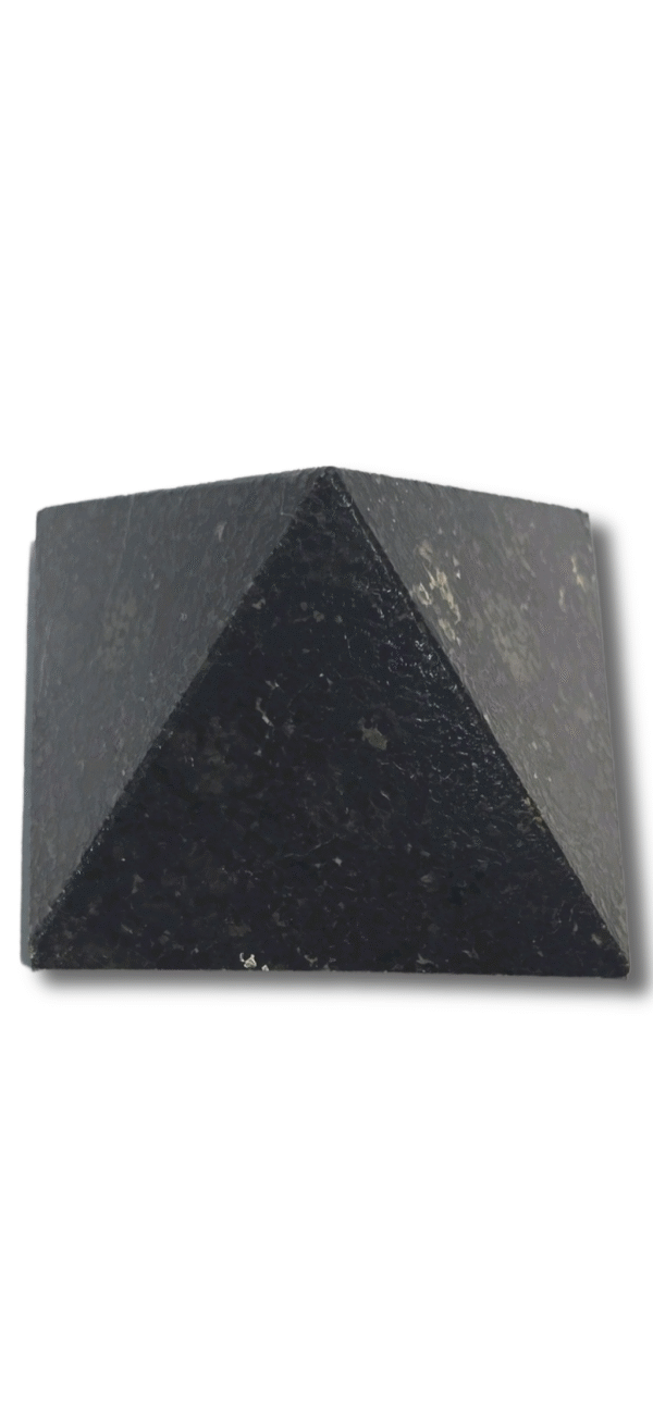 DevRishi Hematite Mind Strength Pyramid PS002